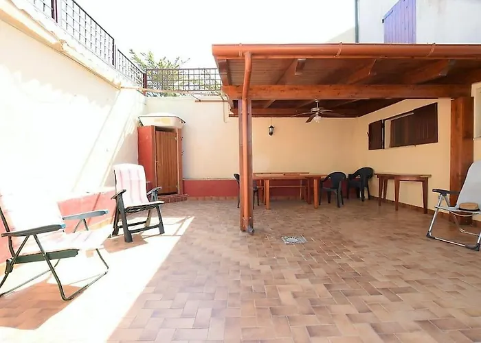 Trilocale A 80 Mt Dal Mare Apartment *